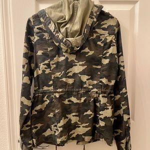 Camo jacket with hoodie